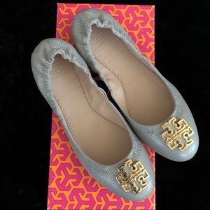 Tory Burch Melinda Ballet in Storm Cloud/Gold